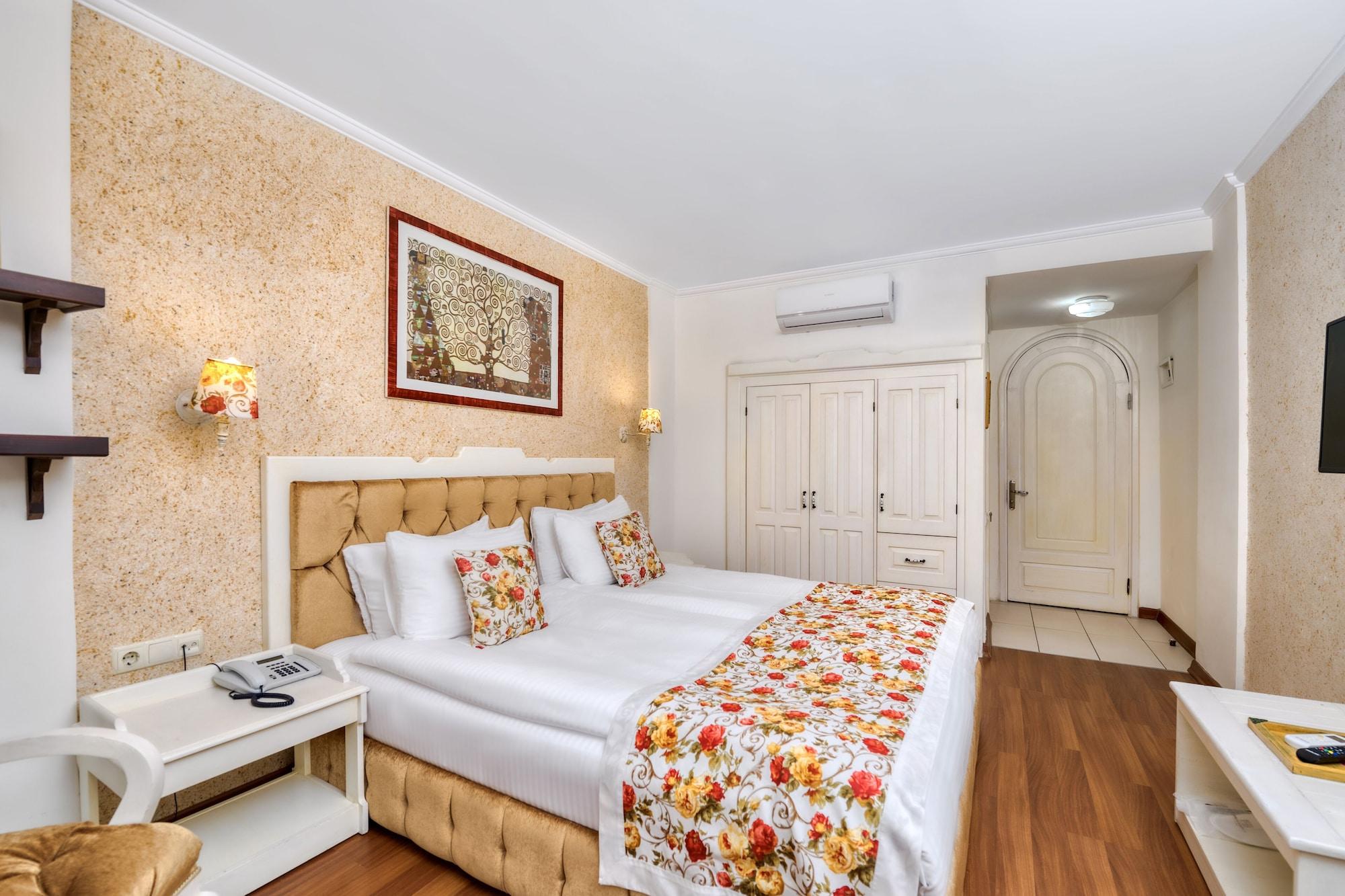 Adalya Port Hotel Antalya Ngoại thất bức ảnh